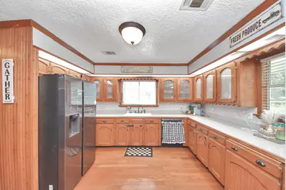 1054 County Road 650, Dayton, TX 77535 - Photo 14