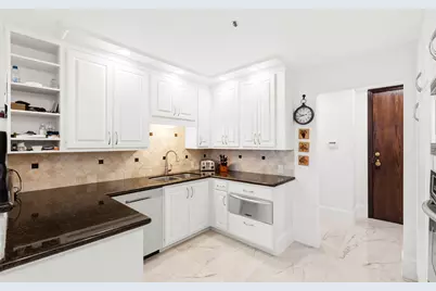 3350 McCue Road #1901, Houston, TX 77056 - Photo 4