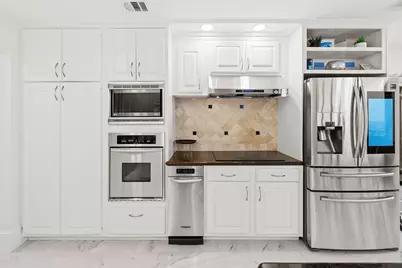 3350 McCue Road #1901, Houston, TX 77056 - Photo 6