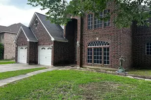 4508 Park Shadow Dr, Baytown, TX 77521 - Photo 1