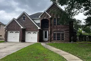4508 Park Shadow Dr, Baytown, TX 77521 - Photo 2