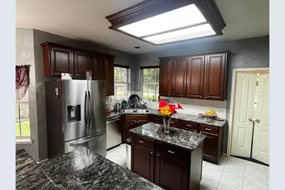 4508 Park Shadow Drive, Baytown, TX 77521 - Photo 10
