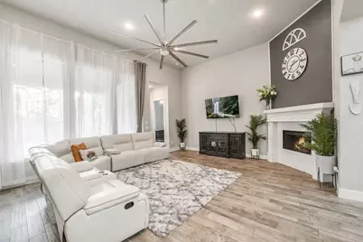 107 Rosewood Forest Court, Willis, TX 77318 - Photo 6