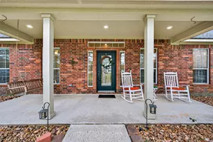 9072 Grand Lake Estates Dr, Montgomery, TX 77316 - Photo 2