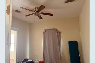 185 Woodvale Street, Houston, TX 77012 - Photo 6