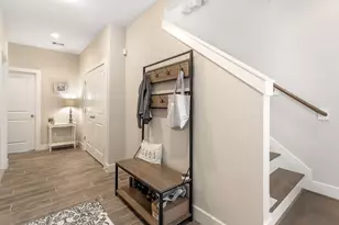 404 Drennan St, Houston, TX 77003 - Photo 2