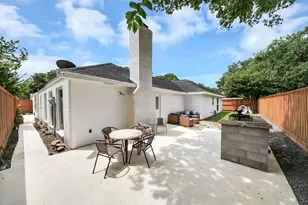 11906 Pebble Rock Dr, Houston, TX 77077 - Photo 36