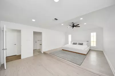11906 Pebble Rock Drive, Houston, TX 77077 - Photo 12