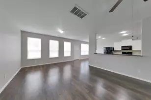 1411 Seagler Pond Ln, Houston, TX 77073 - Photo 4
