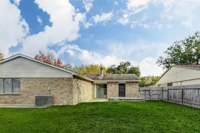 6730 Pickett Drive, Richmond, TX 77469 - Photo 22