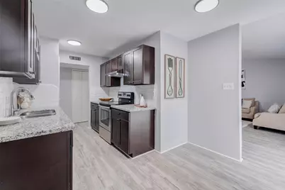 6730 Pickett Drive, Richmond, TX 77469 - Photo 4