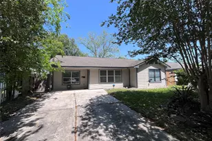 8626 Greiner Dr, Houston, TX 77080 - Photo 2