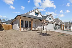 3067 Royal Gdn Rd, Tyler, TX 75701 - Photo 2