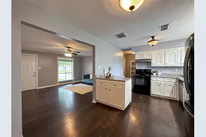 16915 Tibet Road, Friendswood, TX 77546 - Photo 8
