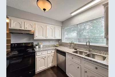 16915 Tibet Road, Friendswood, TX 77546 - Photo 10