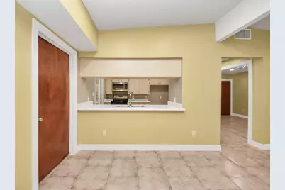 5326 Heatherbrook Drive, Houston, TX 77045 - Photo 14