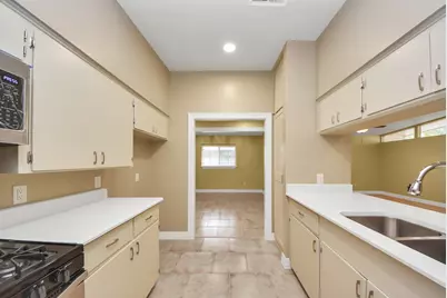 5326 Heatherbrook Drive, Houston, TX 77045 - Photo 18