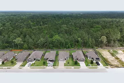 139 New Dawn Trail, Huntsville, TX 77320 - Photo 2