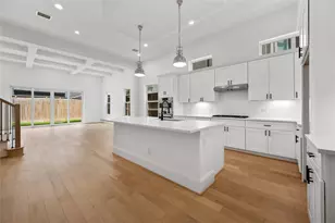 2408 Driscoll St, Houston, TX 77019 - Photo 2
