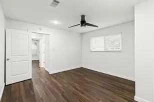 201 San Saba St, Richwood, TX 77531 - Photo 14