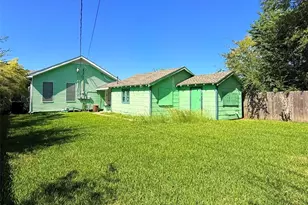 1312 13th St, Port Arthur, TX 77640 - Photo 2