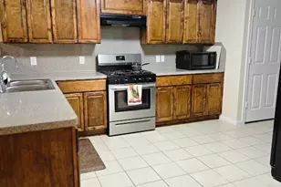 2107 Rosalee St, La Marque, TX 77568 - Photo 8