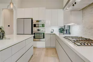 9820 Mocking Bird Hill Ln, Houston, TX 77080 - Photo 16