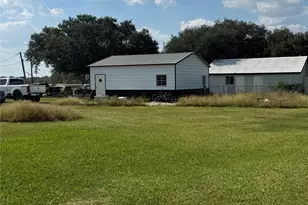 6325 Kamas Ln, Needville, TX 77461 - Photo 6