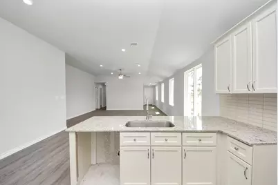 106 County Road 5102 L, Cleveland, TX 77327 - Photo 8