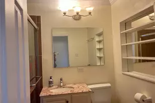 4106 Woodfin St, Houston, TX 77025 - Photo 12