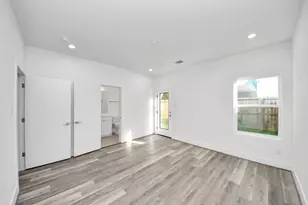 2519 Francis St, Houston, TX 77004 - Photo 10
