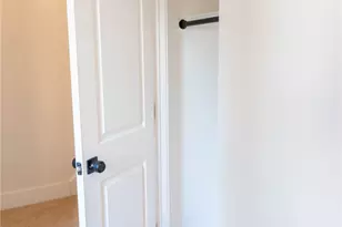 893 Wax Myrtle Ln, Houston, TX 77079 - Photo 10