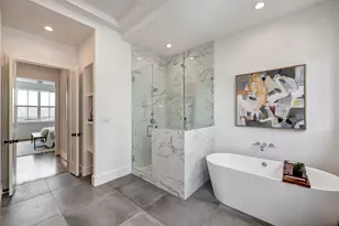 802 Detering St, Houston, TX 77007 - Photo 20