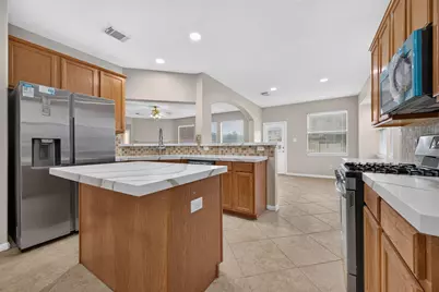 2314 Avery Park Drive, Sugar Land, TX 77498 - Photo 10