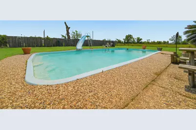 597 County Road 612, Dayton, TX 77535 - Photo 6