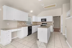 2615 Honeysuckle Walk, Spring, TX 77388 - Photo 16