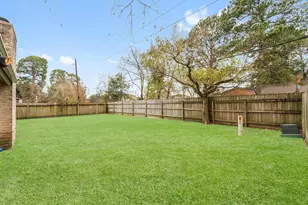23135 Birnam Wood Blvd, Spring, TX 77373 - Photo 6
