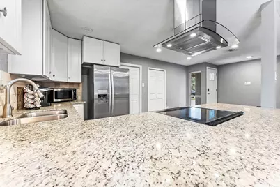 23135 Birnam Wood Boulevard, Spring, TX 77373 - Photo 6