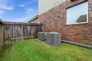 2803 S Galveston Ave, Pearland, TX 77581 - Photo 40