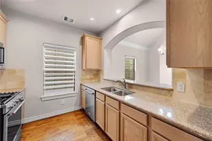 2915 Clinton Dr, Houston, TX 77020 - Photo 18