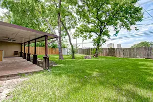 4804 Saxon St, Bellaire, TX 77401 - Photo 42