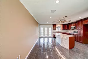 4804 Saxon St, Bellaire, TX 77401 - Photo 24