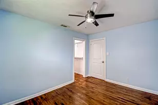 4804 Saxon St, Bellaire, TX 77401 - Photo 28