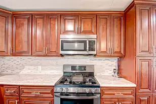 4804 Saxon St, Bellaire, TX 77401 - Photo 22