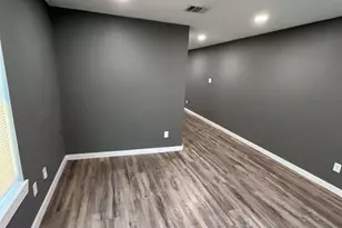 2610 1/2 Mills St, Houston, TX 77026 - Photo 6