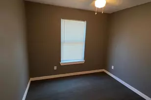 2610 1/2 Mills St, Houston, TX 77026 - Photo 8