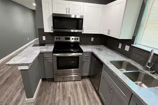 2610 1/2 Mills St, Houston, TX 77026 - Photo 4