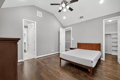 5403 Holguin Hollow Street, Houston, TX 77023 - Photo 40