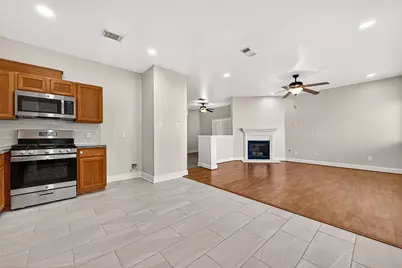 6247 Settlers Lake Circle E, Katy, TX 77449 - Photo 8
