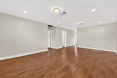 6247 Settlers Lake Circle E, Katy, TX 77449 - Photo 32